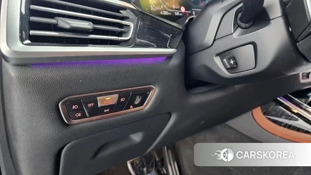 BMW X7 (G07) 2022 Черный из Кореи, фото 4