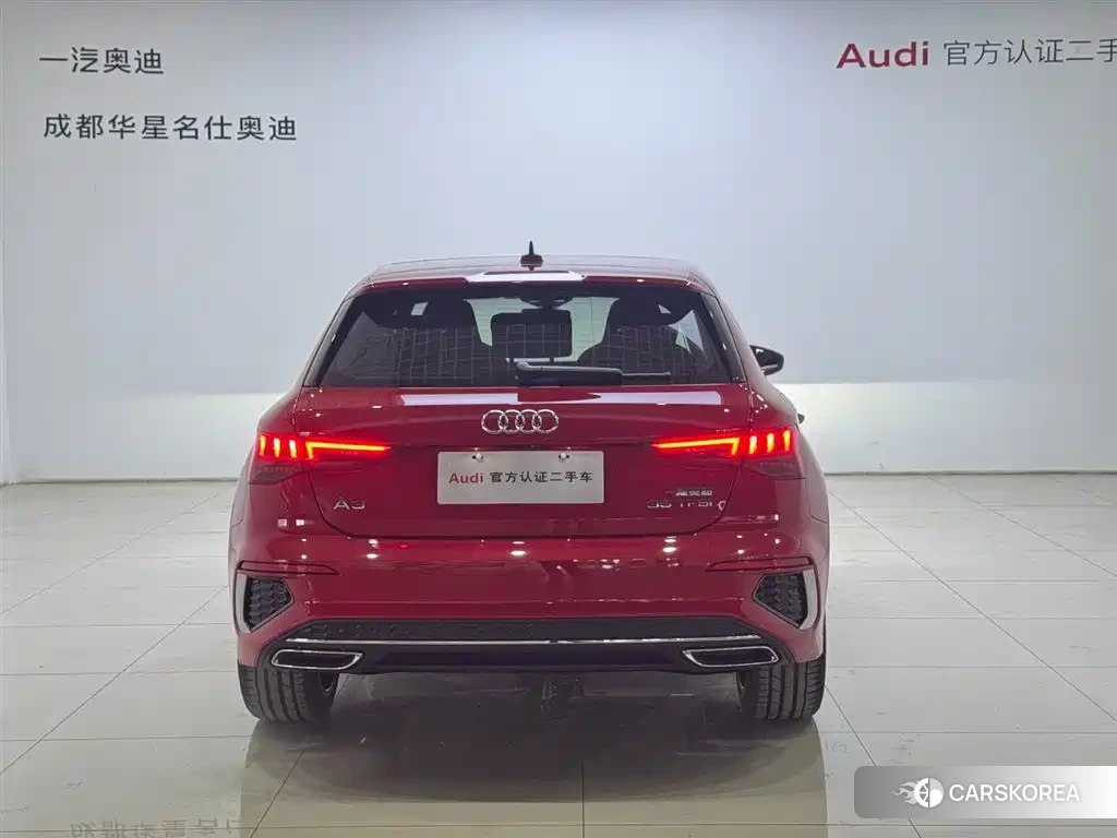Audi A3 2024 Red/purple из Китая, фото 4