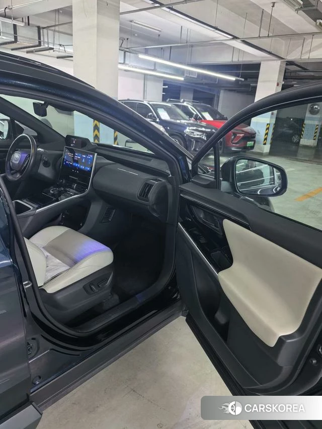 Toyota FAW bZ4X 2022 Синий из Китая, фото 4
