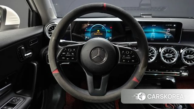Mercedes-Benz A-Class W177 2020 Белый из Кореи, фото 4