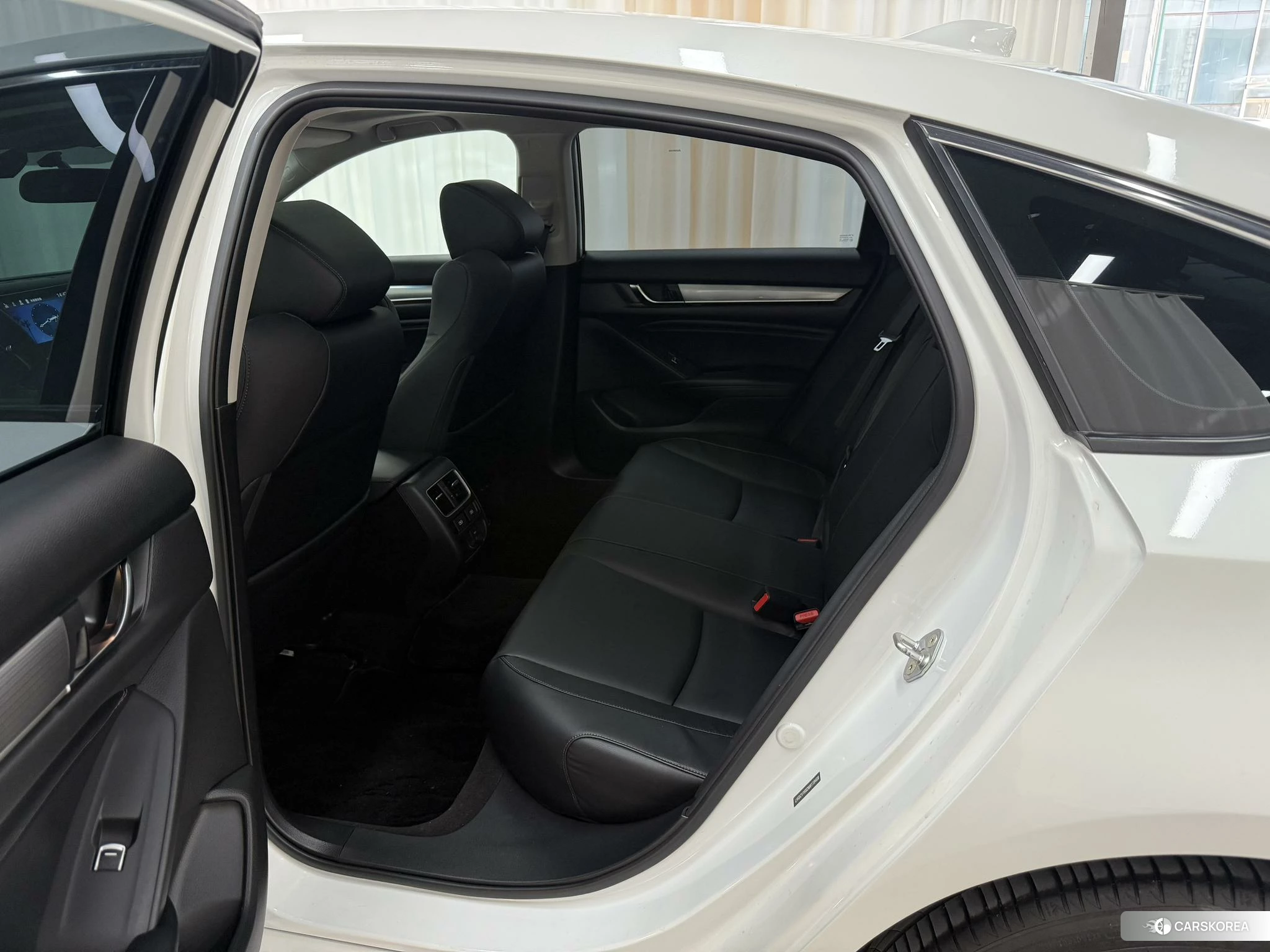 Honda Accord 2019 Белый из Китая, фото 4