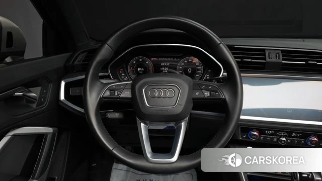 Audi Q3 (F3) 2020 Серый из Кореи, фото 4