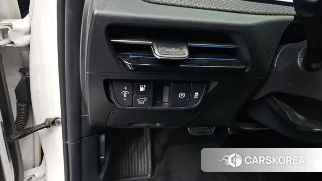 Kia EV6 2022 Белый из Кореи, фото 4