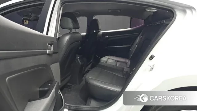 Hyundai Avante AD 2018 Белый из Кореи, фото 4