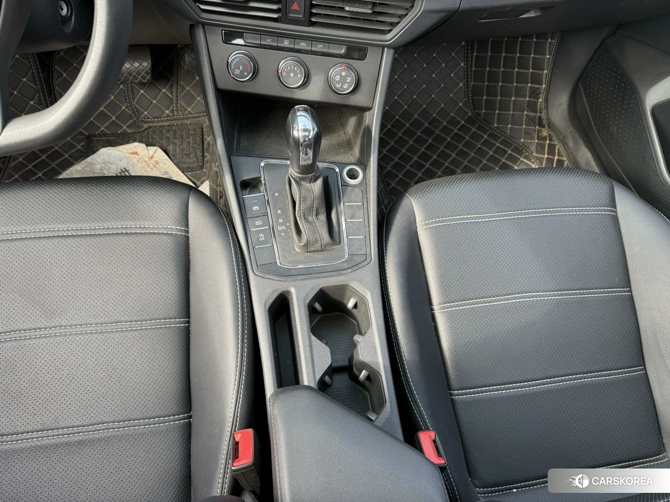 Volkswagen Bora 2021 Белый из Китая, фото 4