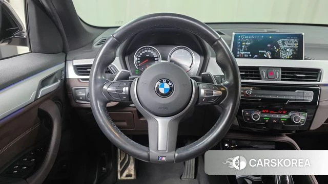 BMW X1 (F48) 2021 Черный из Кореи, фото 4
