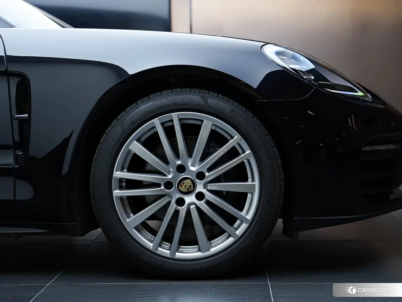 Porsche Panamera 2023 Черный из Китая, фото 4