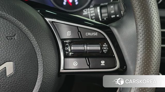 Kia Seltos 2022 Белый из Кореи, фото 4