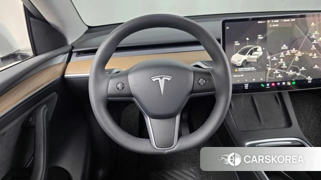 Tesla Model Y 2024 Белый из Кореи, фото 4