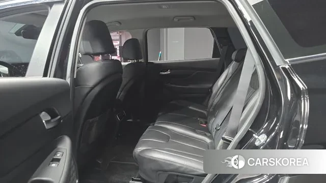 Hyundai The New Santa Fe 2022 Черный из Кореи, фото 4