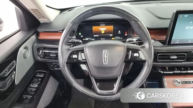 Lincoln Aviator 2nd generation 2020 Белый из Кореи, фото 4