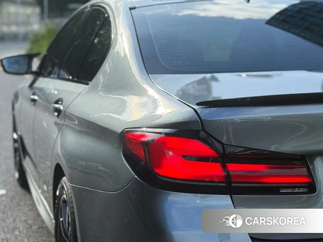 BMW 5 series (imported) 2021 Темно-серый из Китая, фото 4
