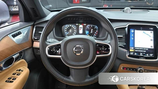 Volvo XC90 second Generation 2018 Светло-серебряный цвет из Кореи, фото 4