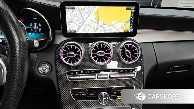 Mercedes-Benz C-Class W205 2021 Белый из Кореи, фото 4
