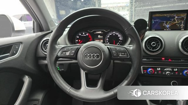 Audi New A3 2018 Белый из Кореи, фото 4
