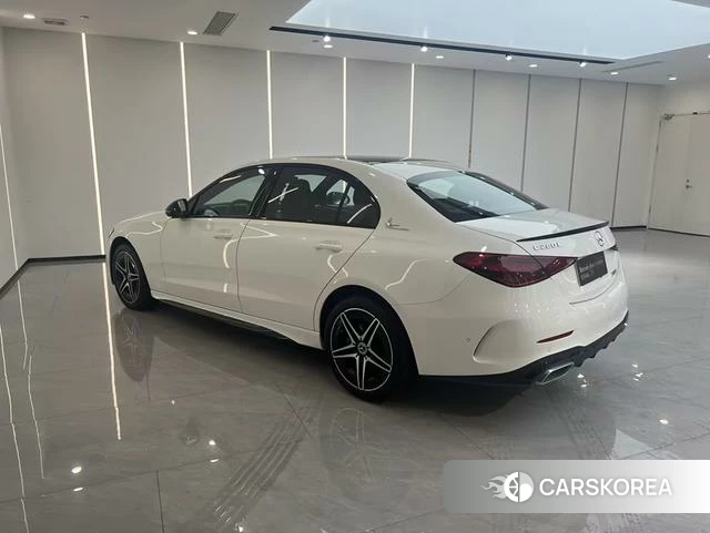 Mercedes-Benz Class C 2024 Белый из Китая, фото 4