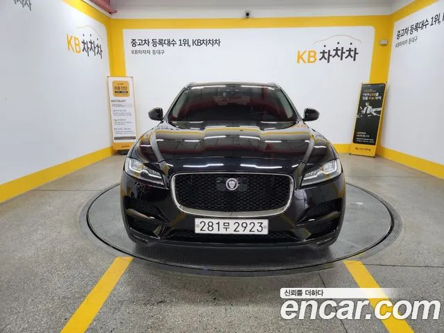 Jaguar F-PACE 2019 Черный из Кореи, фото 4