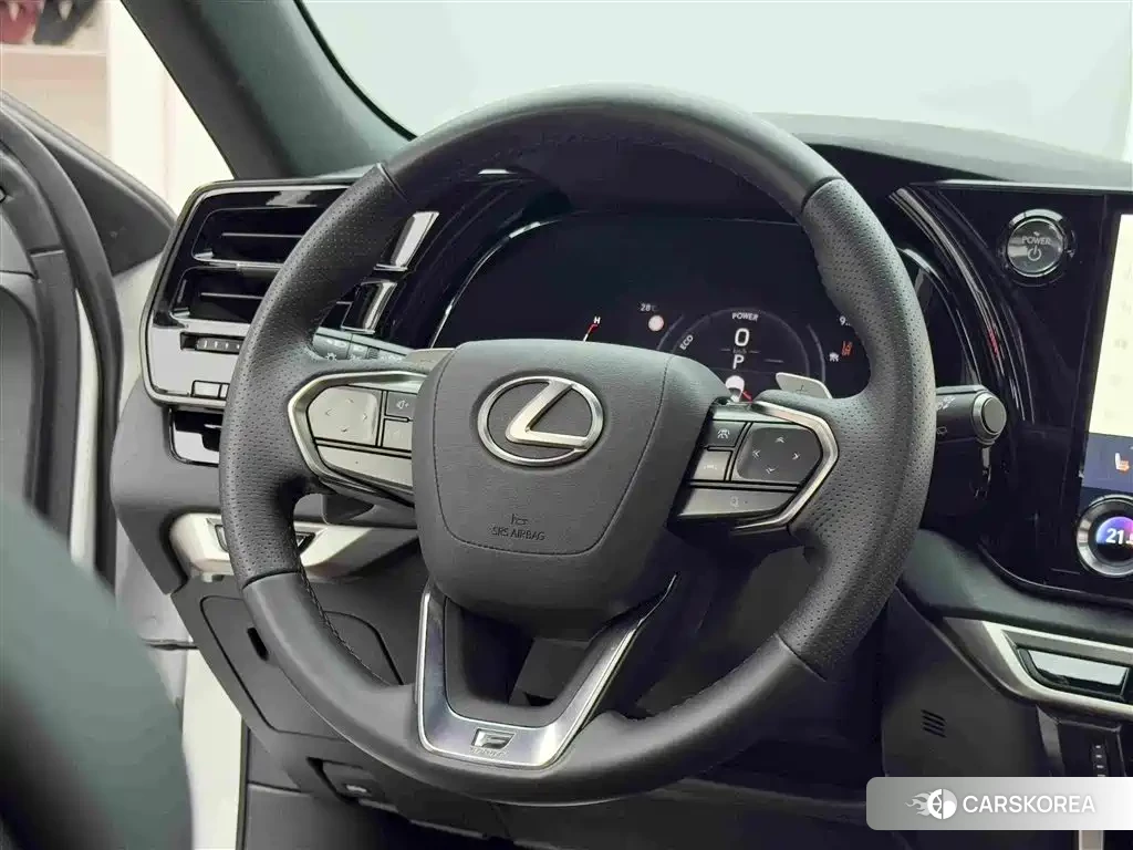 Lexus RX 2024 Белый из Китая, фото 4