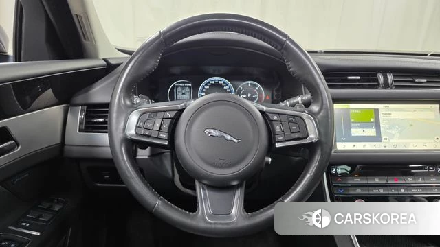 Jaguar XF (X260) 2018 Белый из Кореи, фото 4