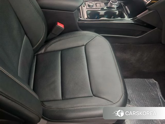 Ford Explorer 2022 Белый из Китая, фото 4