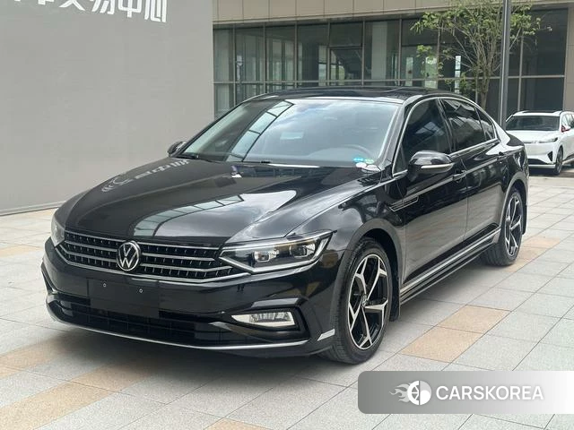 Volkswagen Magotan 2023 Черный из Китая, фото 4