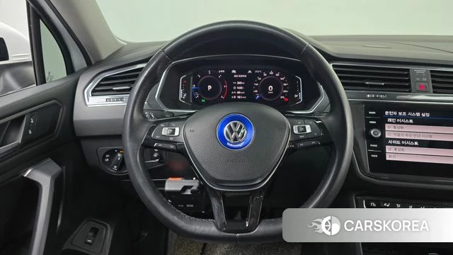 Volkswagen Tiguan Allspace 2020 Белый из Кореи, фото 4
