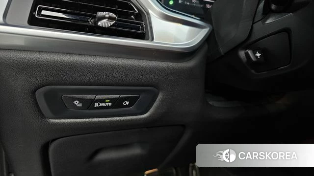 BMW X6 (G06) 2024 Белый из Кореи, фото 4