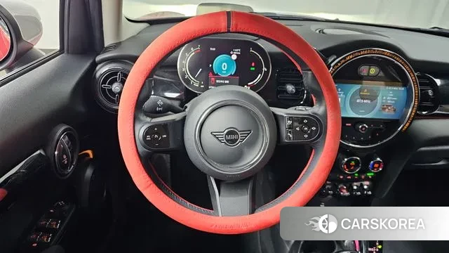 Mini Cooper 2022 Красный из Кореи, фото 4