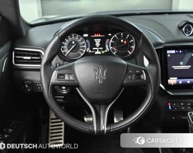 Maserati Ghibli 2021 Серебристо-серый из Кореи, фото 4