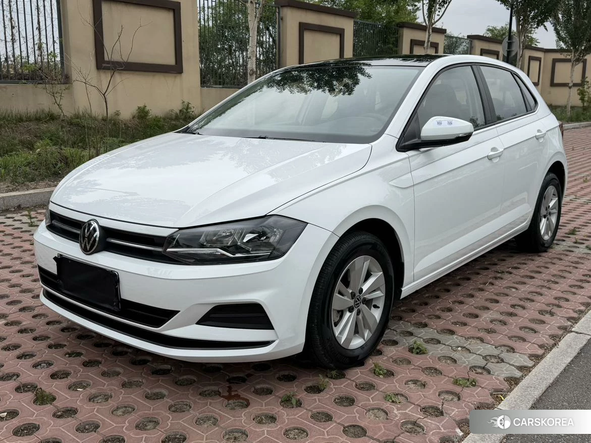 Volkswagen Polo 2023 Белый из Китая, фото 4