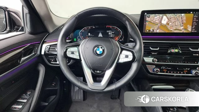 BMW 5 Series (G30) 2022 Черный из Кореи, фото 4