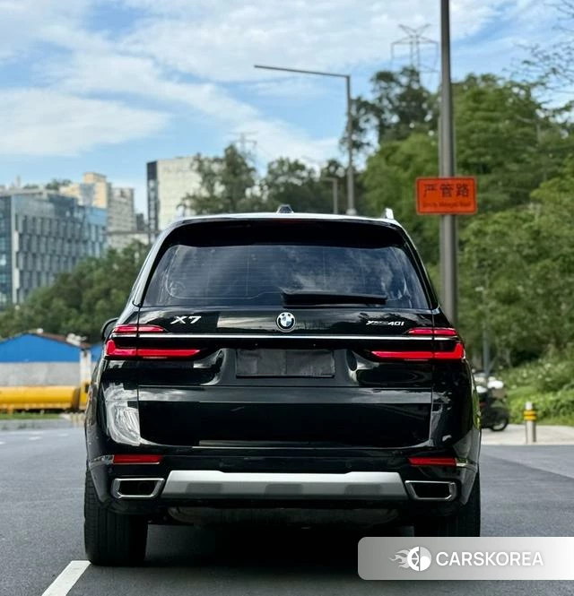 BMW X7 2024 Черный из Китая, фото 4