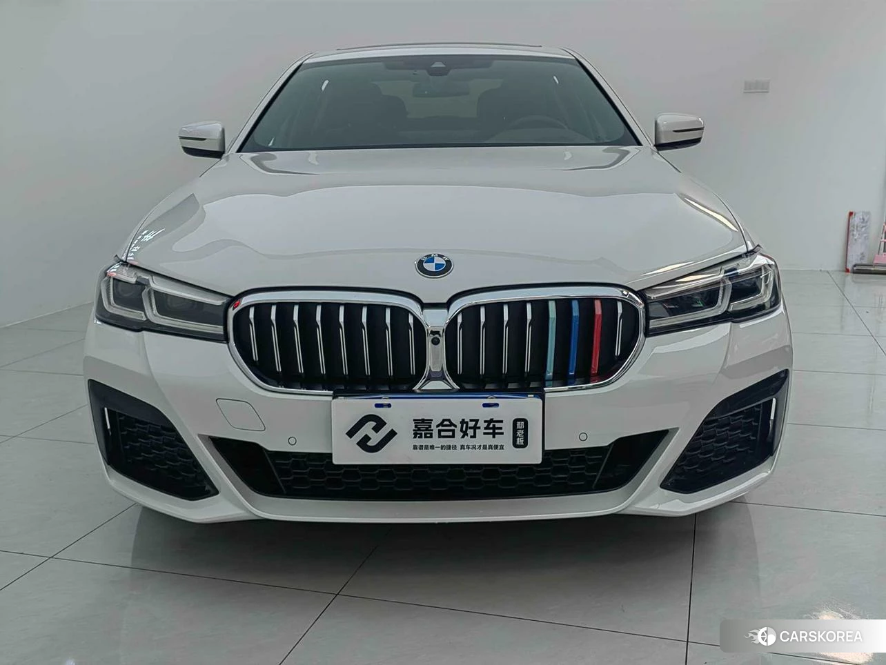 BMW 5 series 2023 Белый из Китая, фото 4