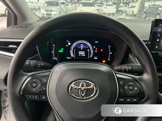 Toyota Corolla 2023 Белый из Китая, фото 4