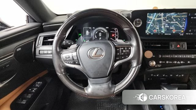 Lexus ES300h 7th generation 2021 Серый из Кореи, фото 4