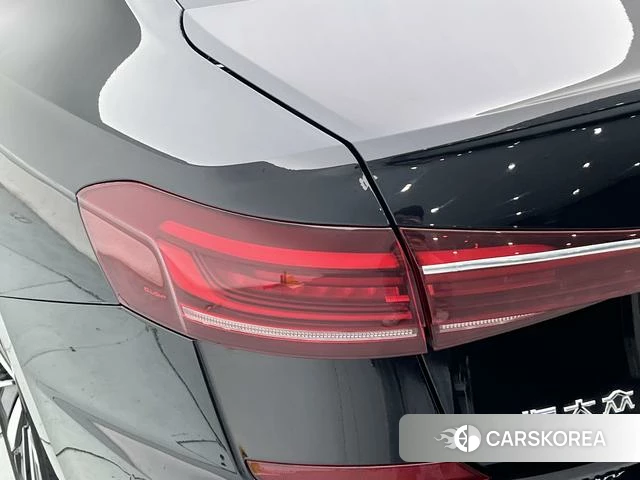 Volkswagen Passat 2022 Черный из Китая, фото 4