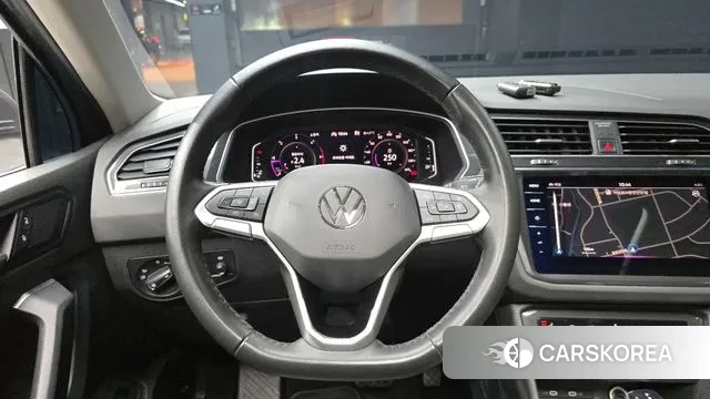 Volkswagen Tiguan second Generation 2023 Серый из Кореи, фото 4