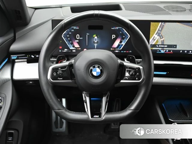 BMW 5 Series (G60) 2024 Белый из Кореи, фото 4