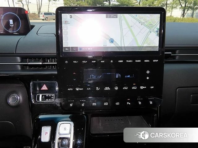 Hyundai Staria 2025 Белый из Кореи, фото 4