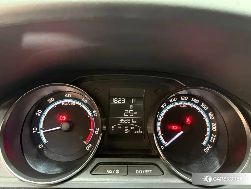 Skoda Komick 2024 Белый из Китая, фото 4