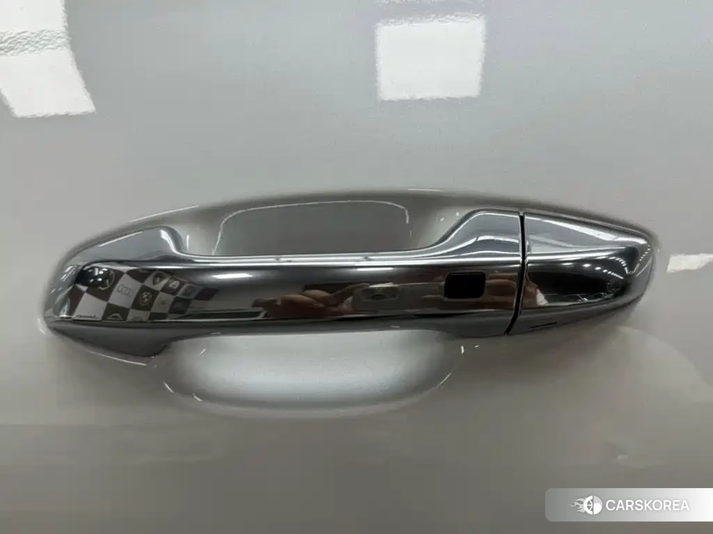 Kia Seltos 2023 Белый из Китая, фото 4