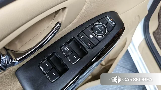 Kia The New Carnival 2018 Белый из Кореи, фото 4