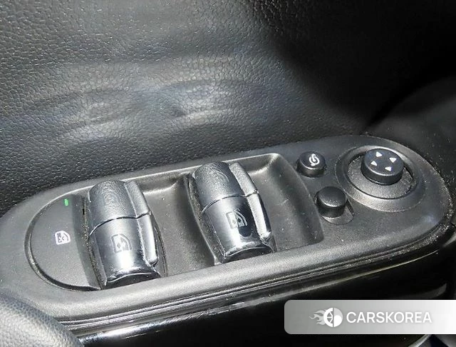 Mini Cooper 2023 Черный из Кореи, фото 4