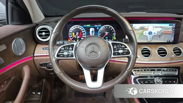 Mercedes-Benz E-Class W213 2019 Серебряный из Кореи, фото 4