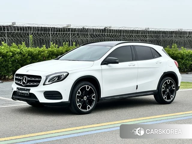 Mercedes-Benz GLA 2019 Белый из Китая, фото 4