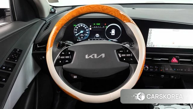 Kia Di Ol Nu Niro 2023 Белый из Кореи, фото 4