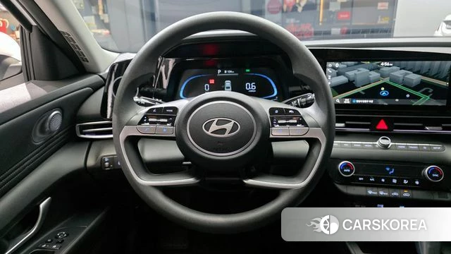 Hyundai The New Avante (CN7) 2023 Белый из Кореи, фото 4