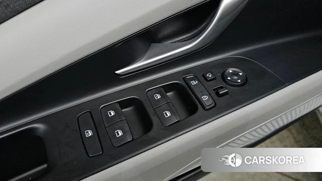 Hyundai Avante (CN7) 2021 Серебристо-серый из Кореи, фото 4