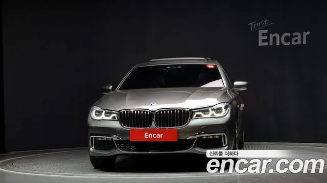 BMW 7 Series (G11) 2018 Серебристо-серый из Кореи, фото 4