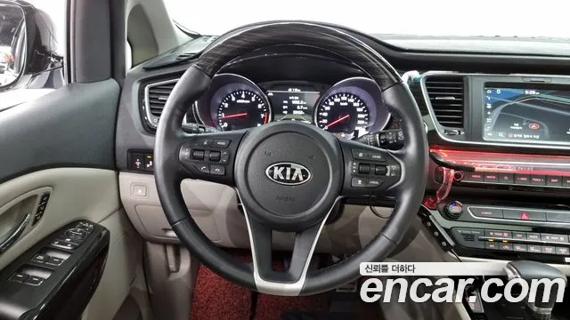 Kia The New Carnival 2019 Белый из Кореи, фото 4